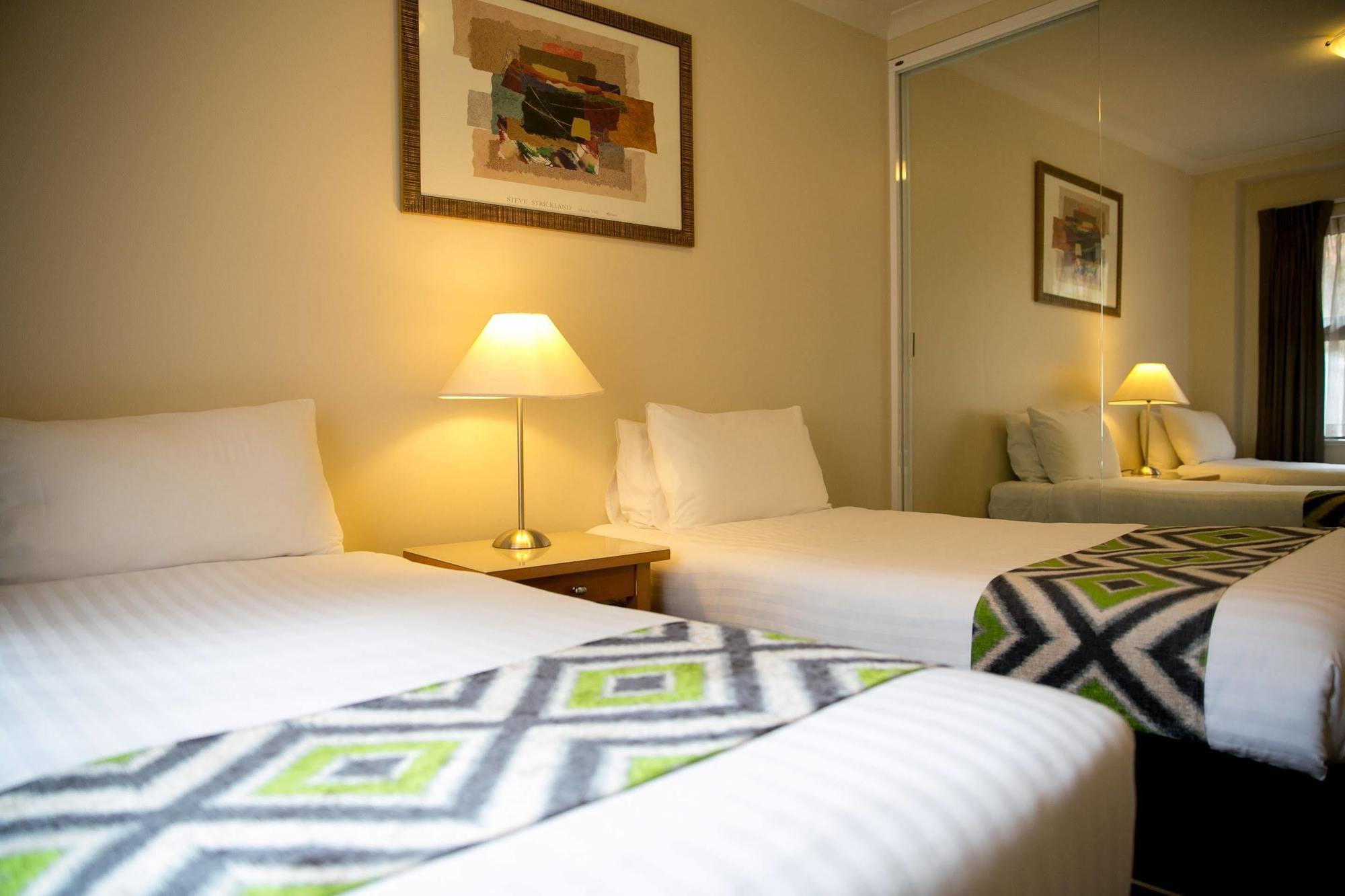 Nesuto Mounts Bay Aparthotel Perth Kültér fotó